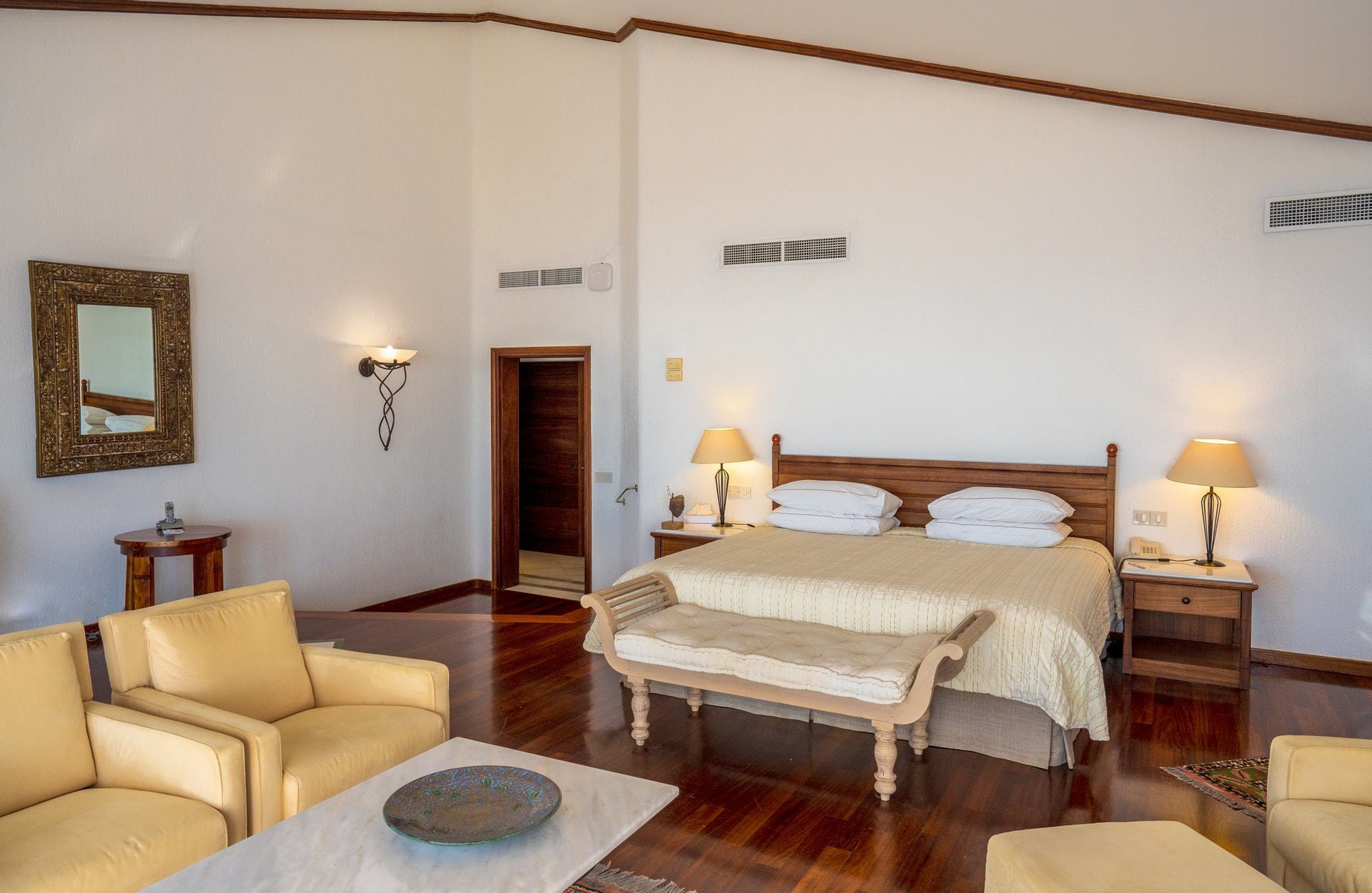 15-Royal-Suite-Coral-Beach-Hotel-_-Resort-Paphos
