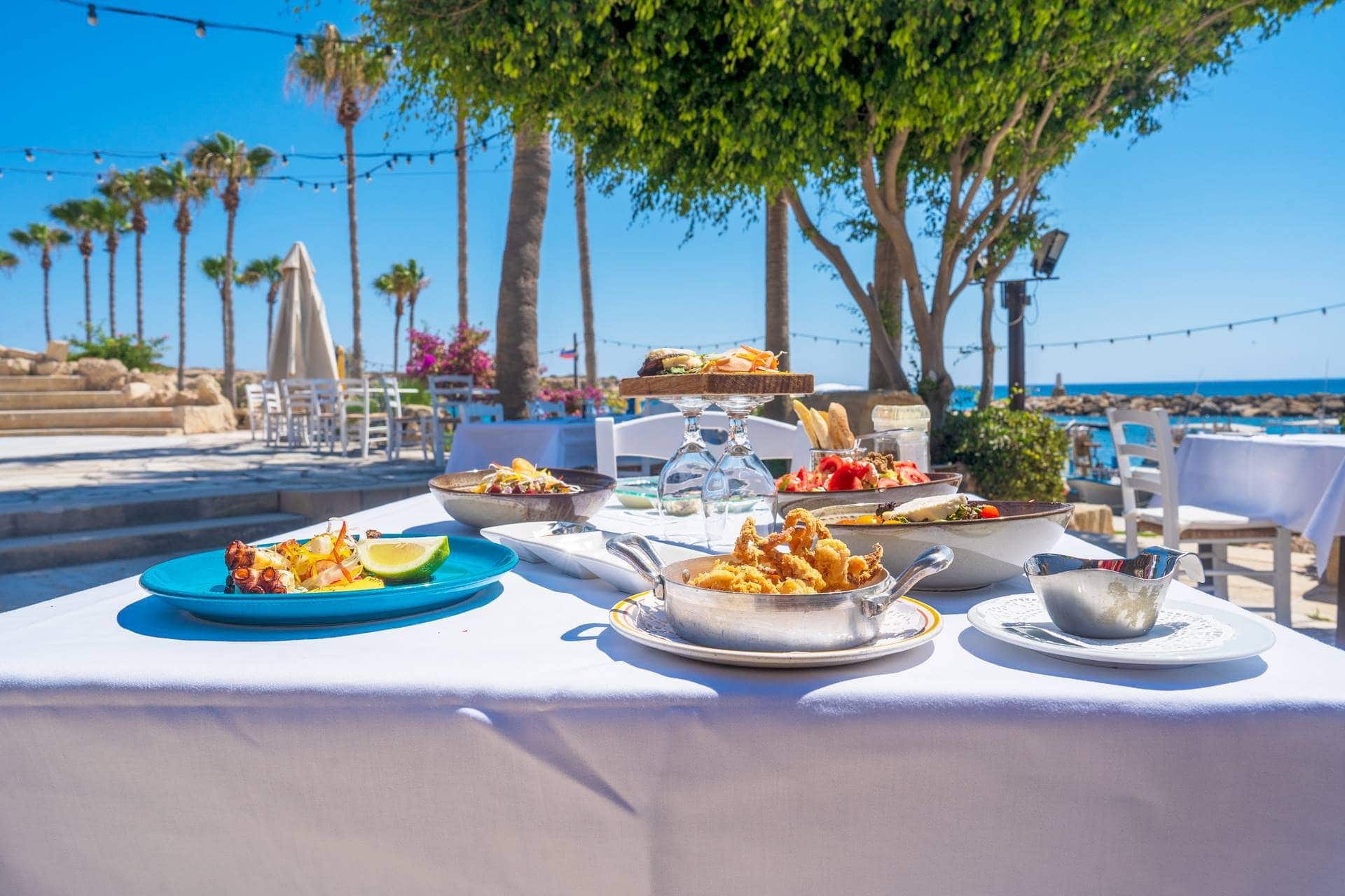 Limani-Taverna-Coral-Beach-Hotel-_-Resort-Paphos-4