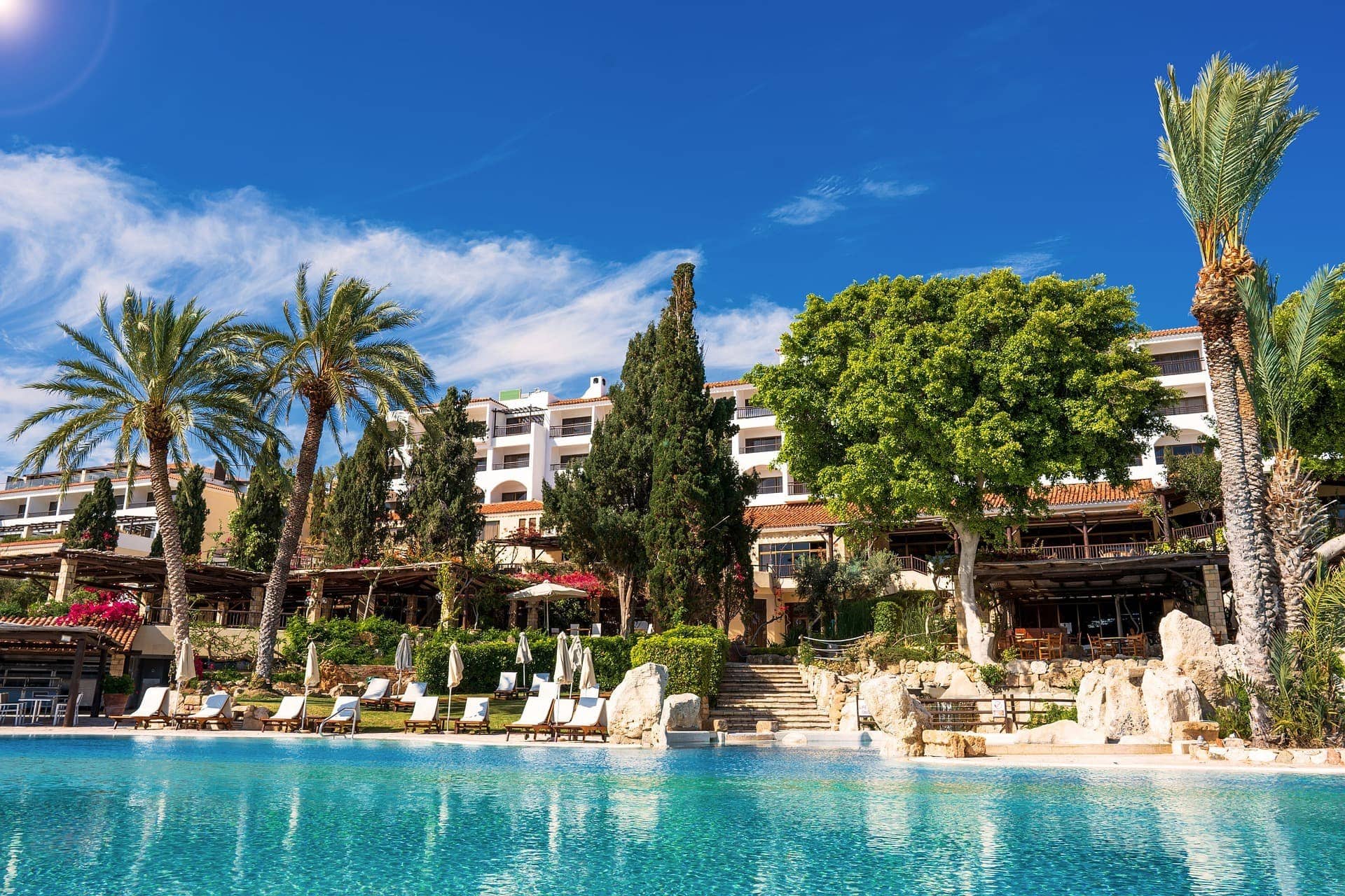Swimming-Pool-Coral-Beach-Hotel-_-Resort-Paphos-4