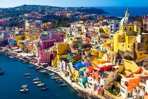 the-island-of-procida-in-naples-italy